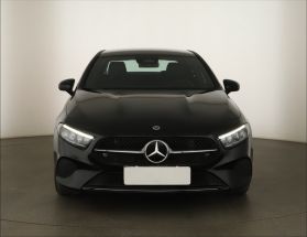 Mercedes-Benz A - 2023
