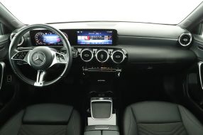 Mercedes-Benz A - 2023