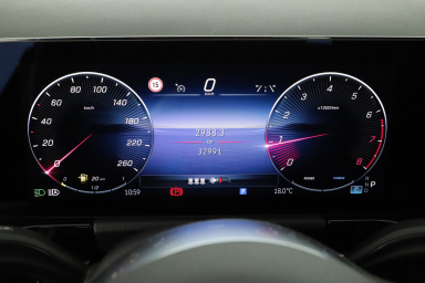 Mercedes-Benz GLA - 2023