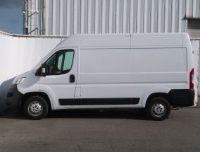 Opel Movano - 2024