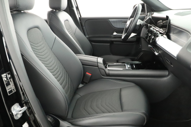 Mercedes-Benz GLB - 2024