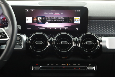 Mercedes-Benz GLB - 2024