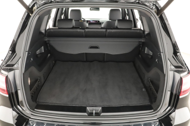 Mercedes-Benz GLB - 2024