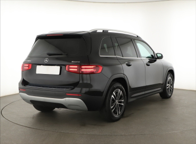Mercedes-Benz GLB - 2024