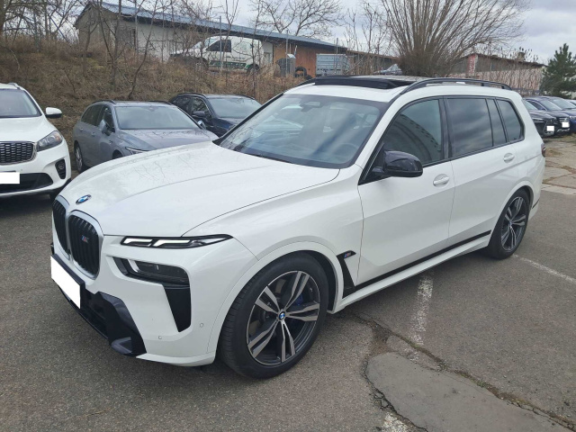 BMW X7 2024