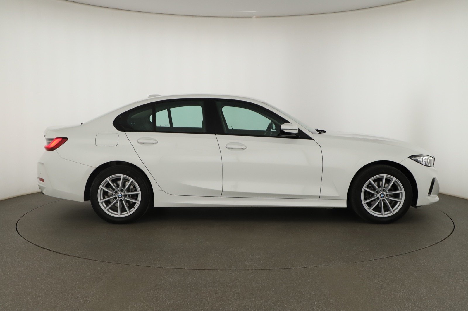BMW 3 - 2024