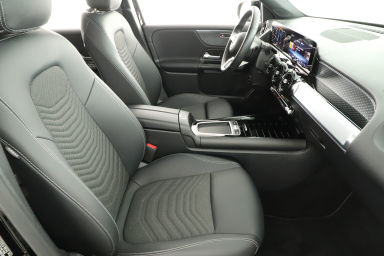 Mercedes-Benz GLB - 2024