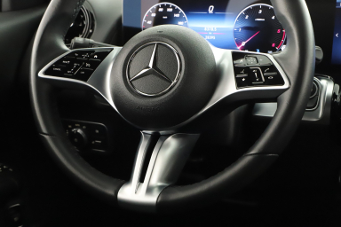 Mercedes-Benz GLB - 2024