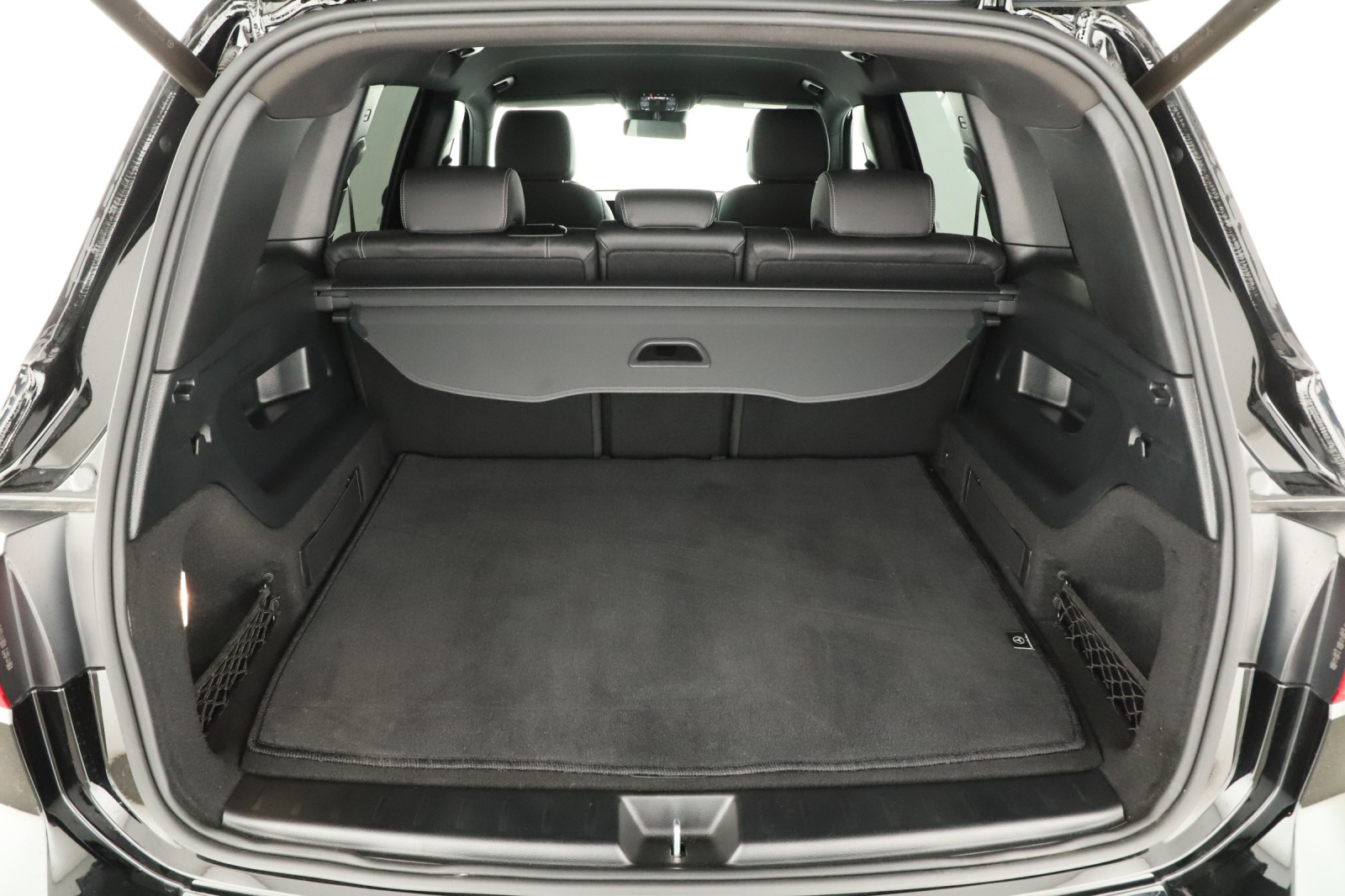 Mercedes-Benz GLB - 2024