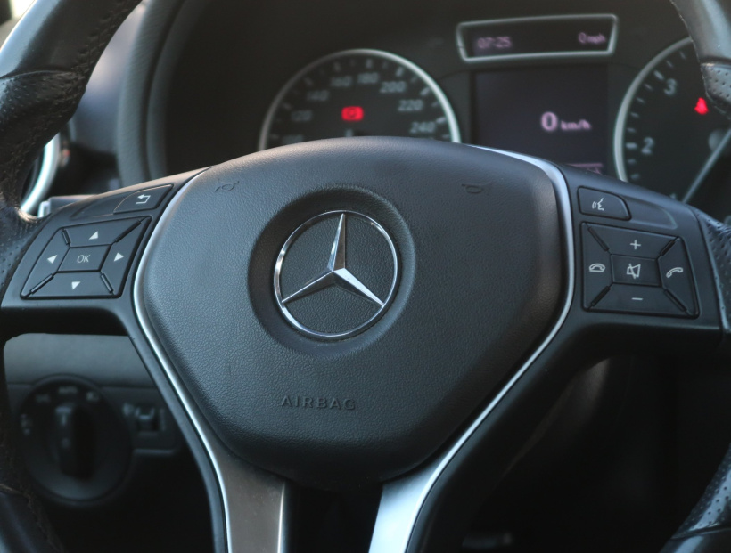 Mercedes-Benz B, 2012