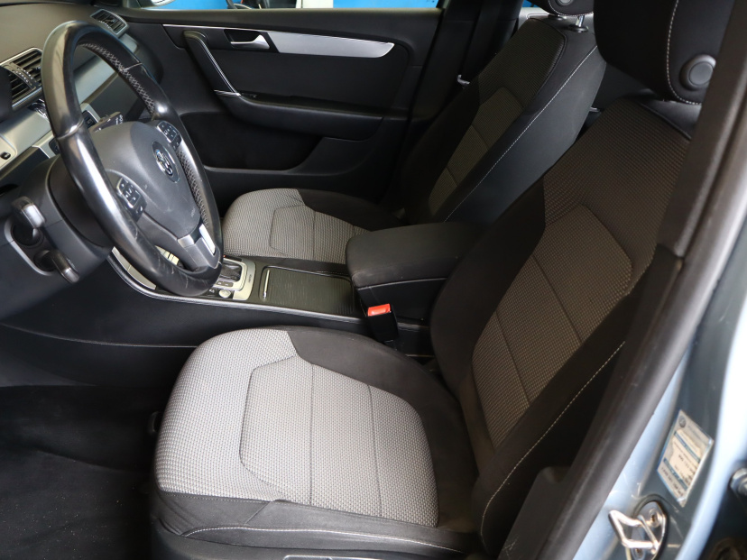 Volkswagen Passat, 2013