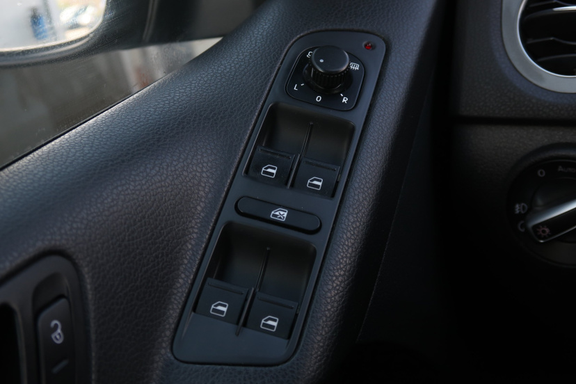 Volkswagen Tiguan, 2013