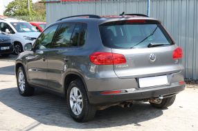 Volkswagen Tiguan - 2013