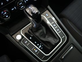 Volkswagen Passat - 2020