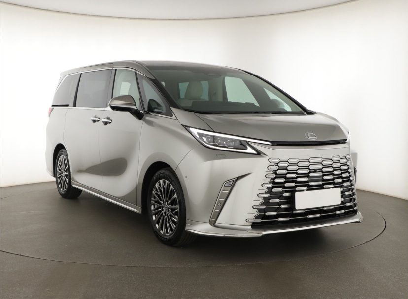 Lexus LM, 2025