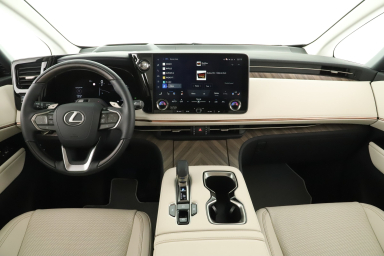 Lexus LM - 2025