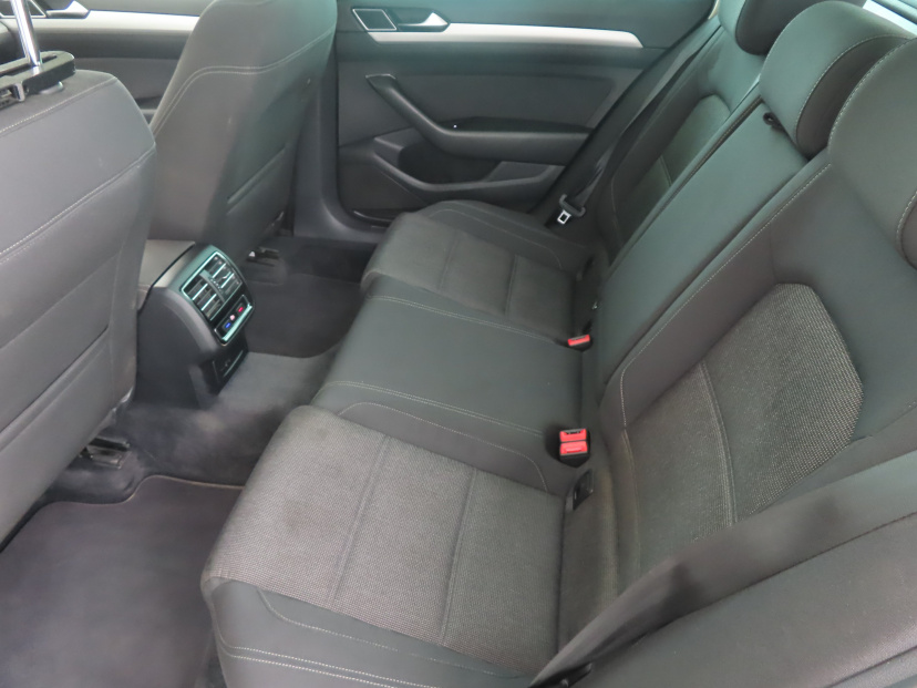 Volkswagen Passat, 2015