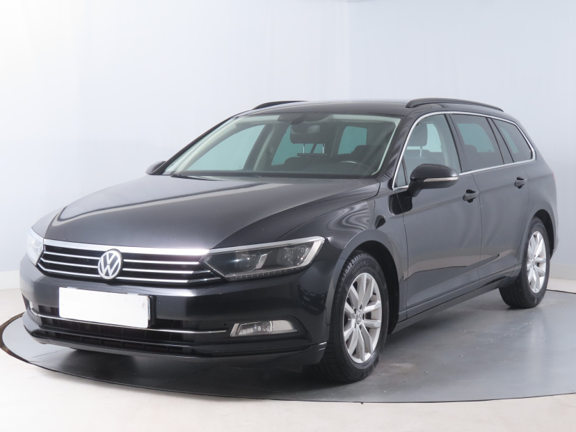 Volkswagen Passat, 2015