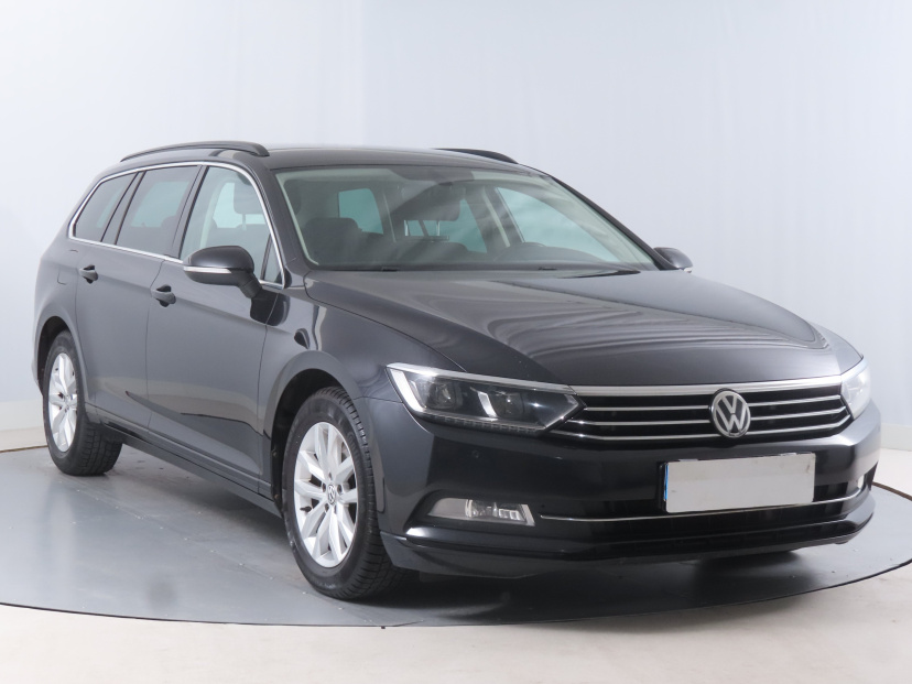 Volkswagen Passat, 2015