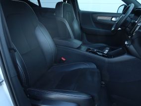 Volvo XC40 - 2021