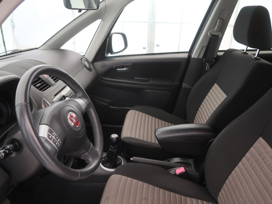 Fiat Sedici