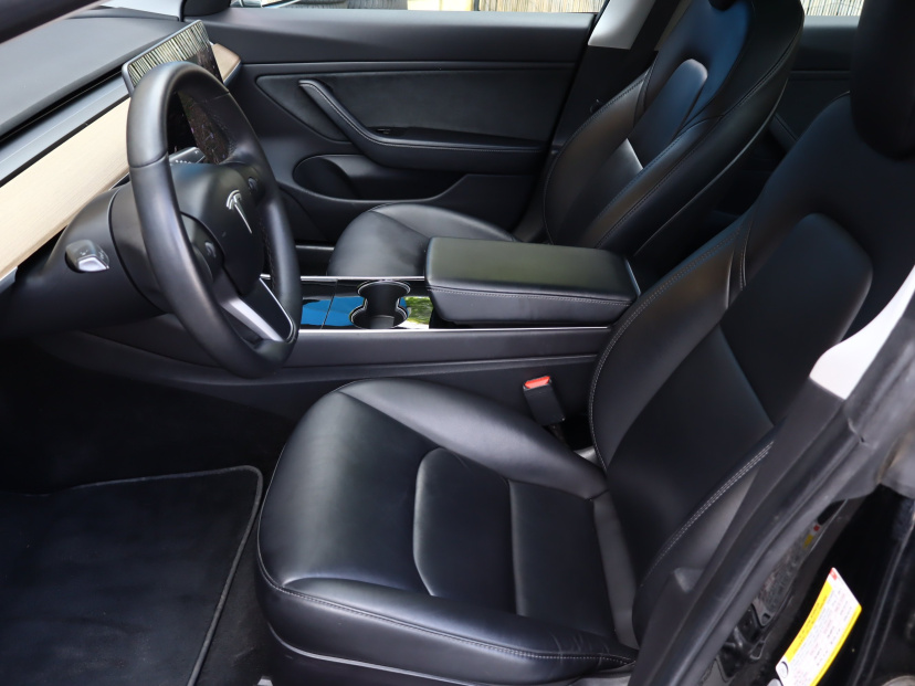 Tesla Model 3, 2019