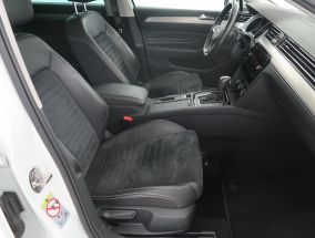 Volkswagen Passat - 2020