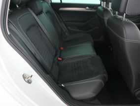 Volkswagen Passat - 2020