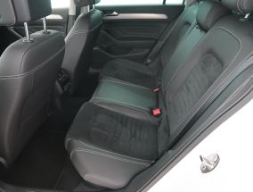 Volkswagen Passat - 2020