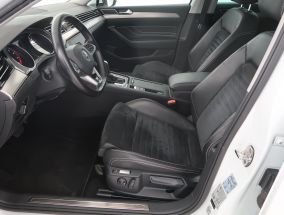 Volkswagen Passat - 2020