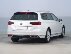 Volkswagen Passat - 2020