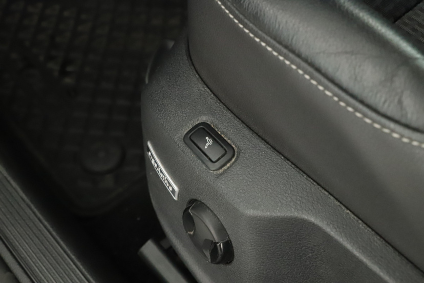 Volkswagen Golf, 2016