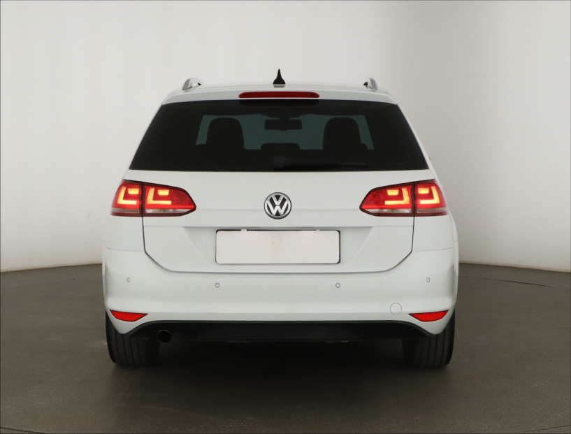 Volkswagen Golf, 2016