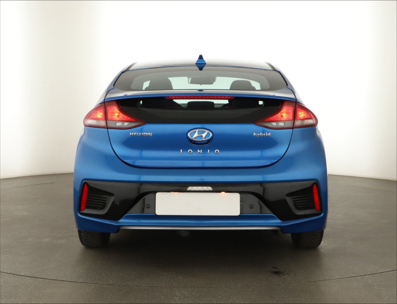 Hyundai Ioniq, 2017