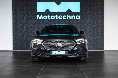 Mercedes-Benz E - 2023