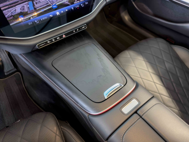 Mercedes-Benz E - 2023