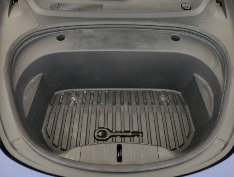 Tesla Model 3, 2021