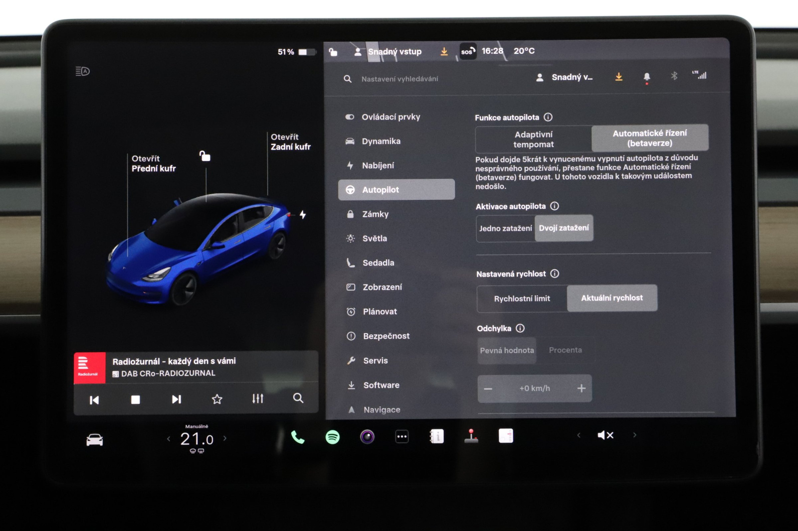 Tesla Model 3 Standard Range Plus – fotografie 23