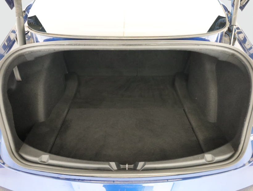 Tesla Model 3, 2021