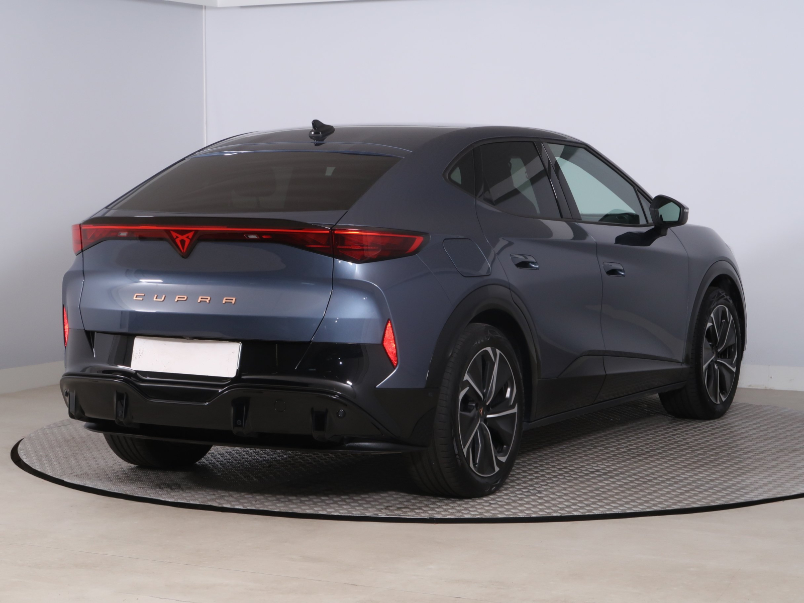 Cupra Tavascan - 2025