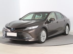 Toyota Camry - 2021
