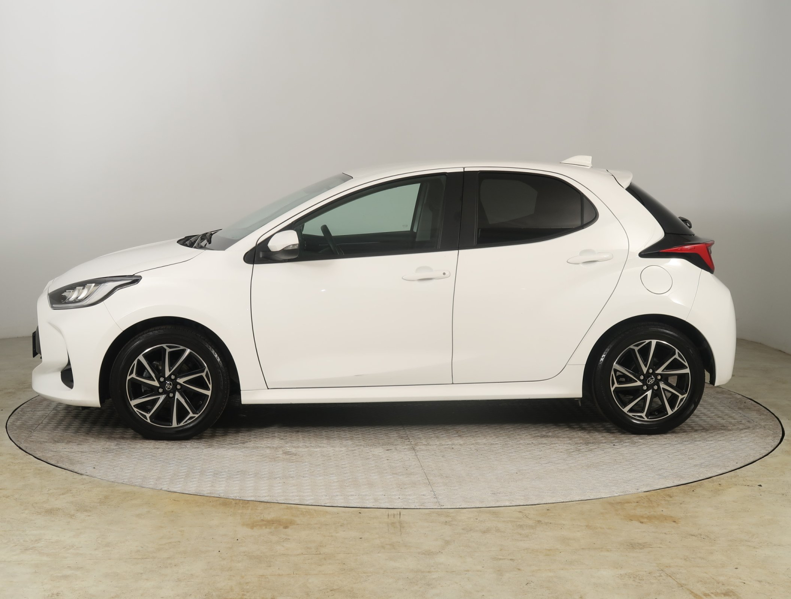 Toyota Yaris - 2023