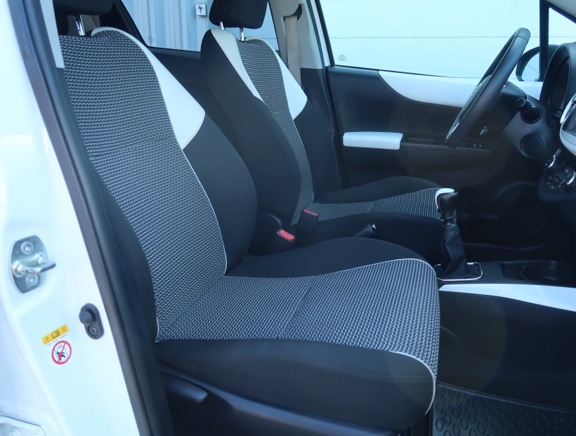 Toyota Yaris, 2013