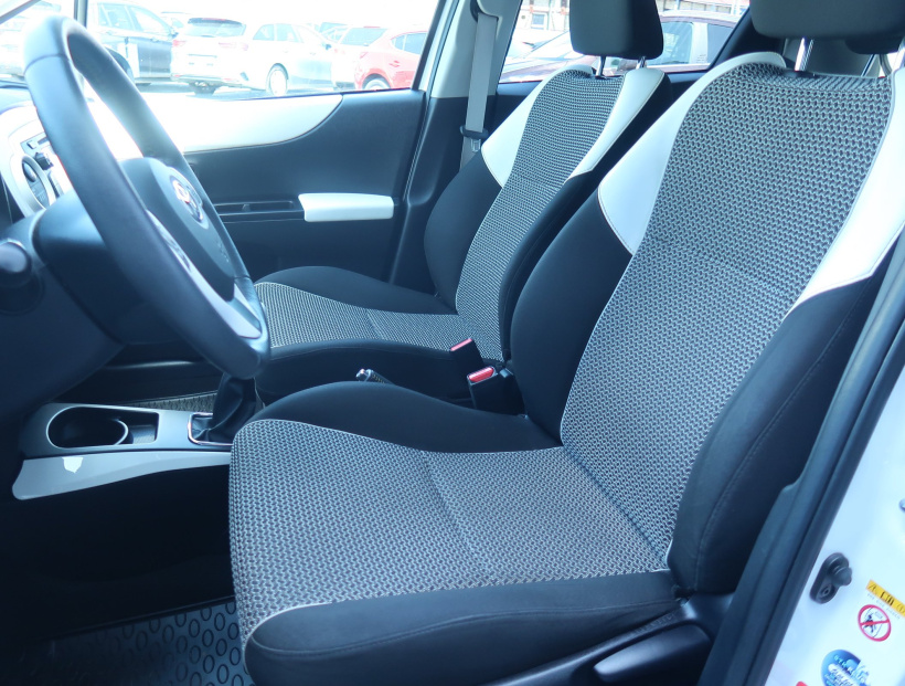 Toyota Yaris, 2013