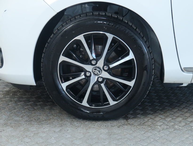 Toyota Yaris, 2013