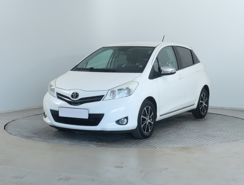 Toyota Yaris, 2013