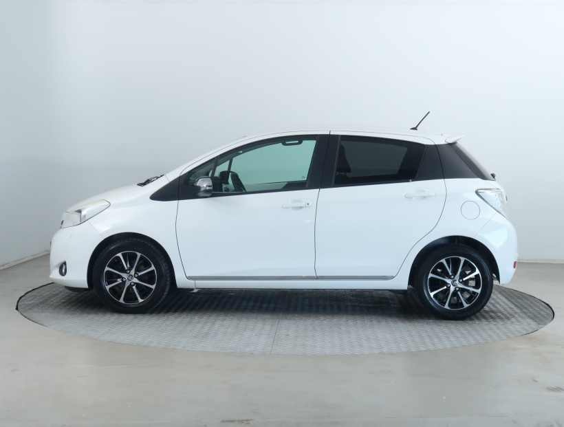 Toyota Yaris, 2013