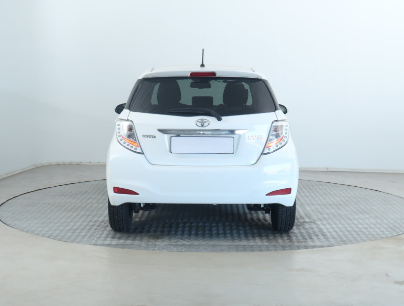 Toyota Yaris, 2013