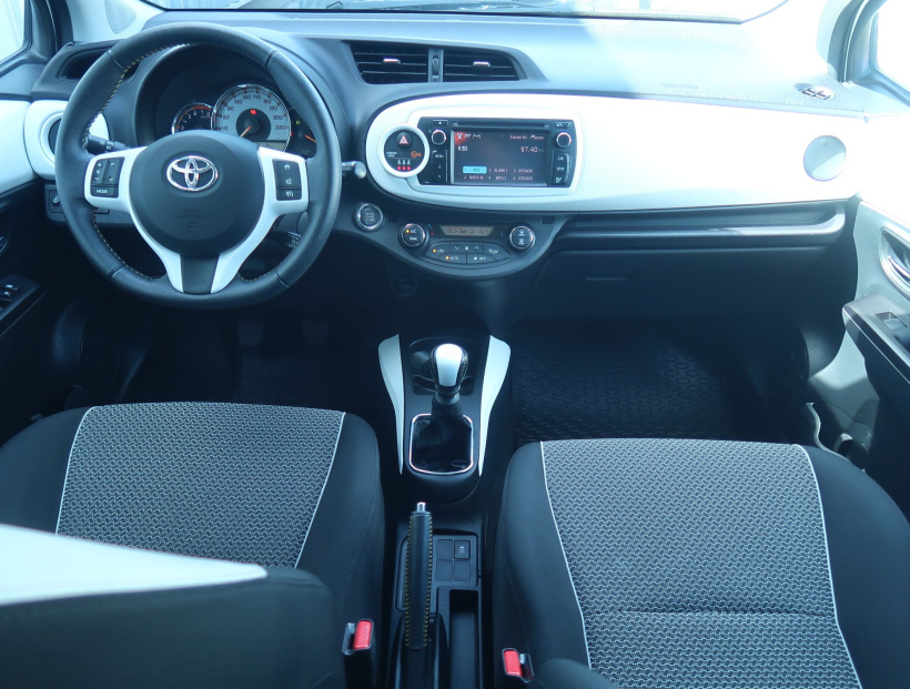 Toyota Yaris, 2013