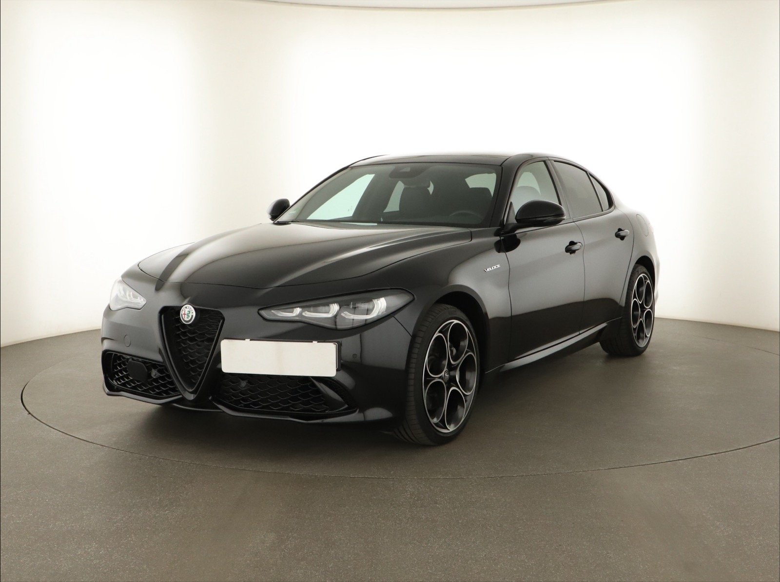 Alfa Romeo Giulia - 2024